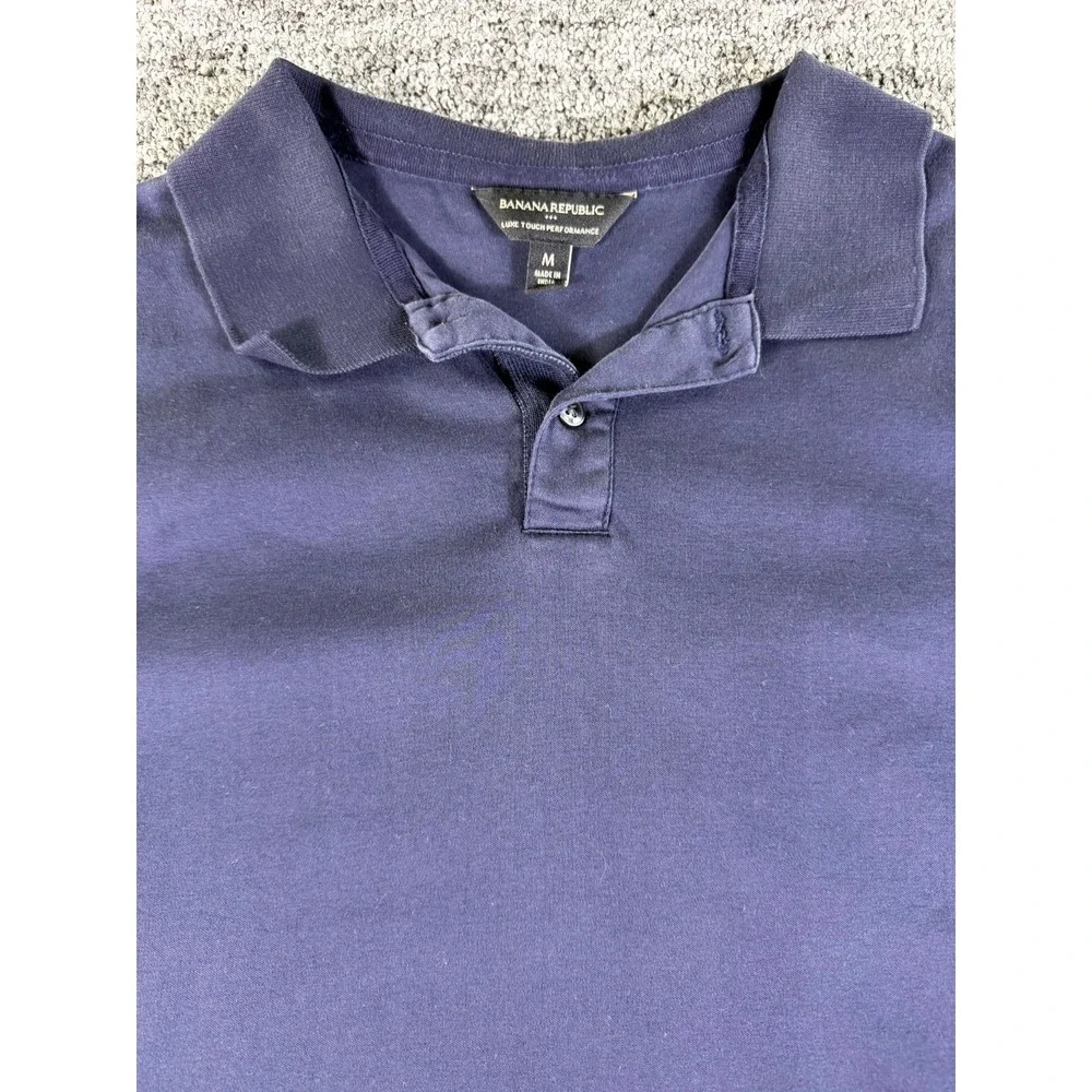 Banana Republic Luxe Touch Performance Polo Shirt Mens Medium Navy Blue Golf